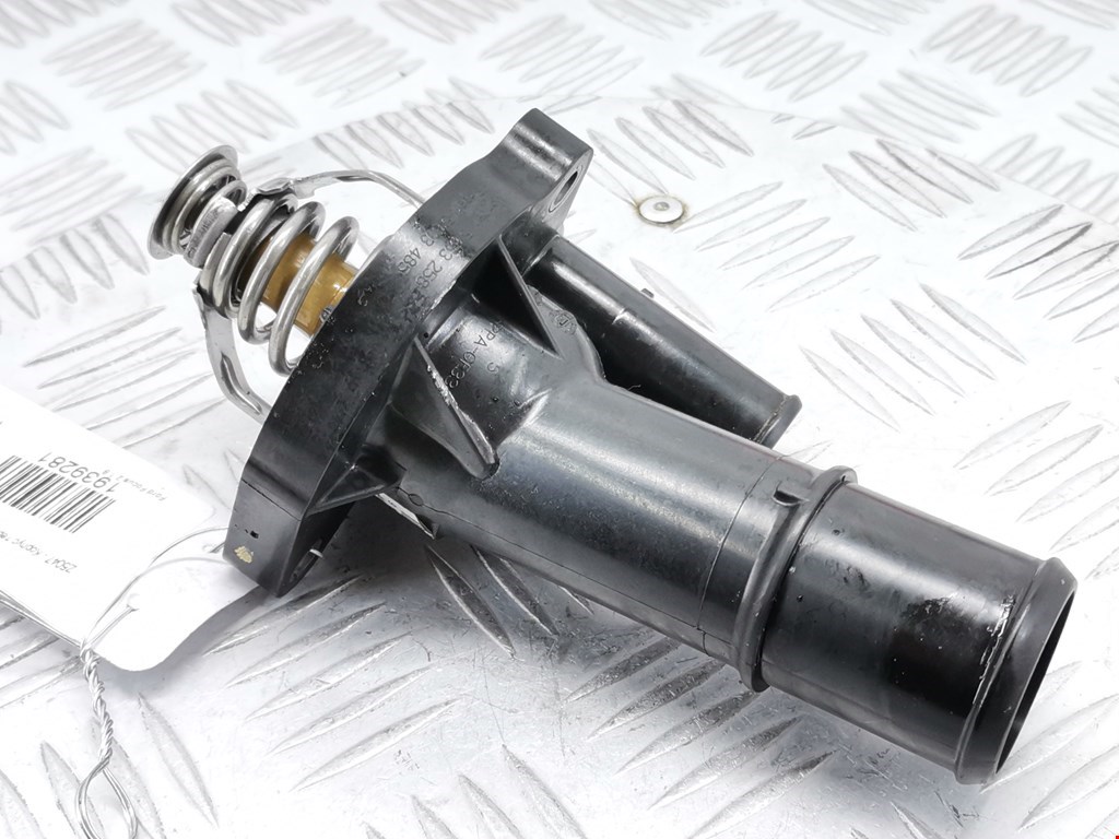 Корпус термостата FORD Focus II 2005-2011