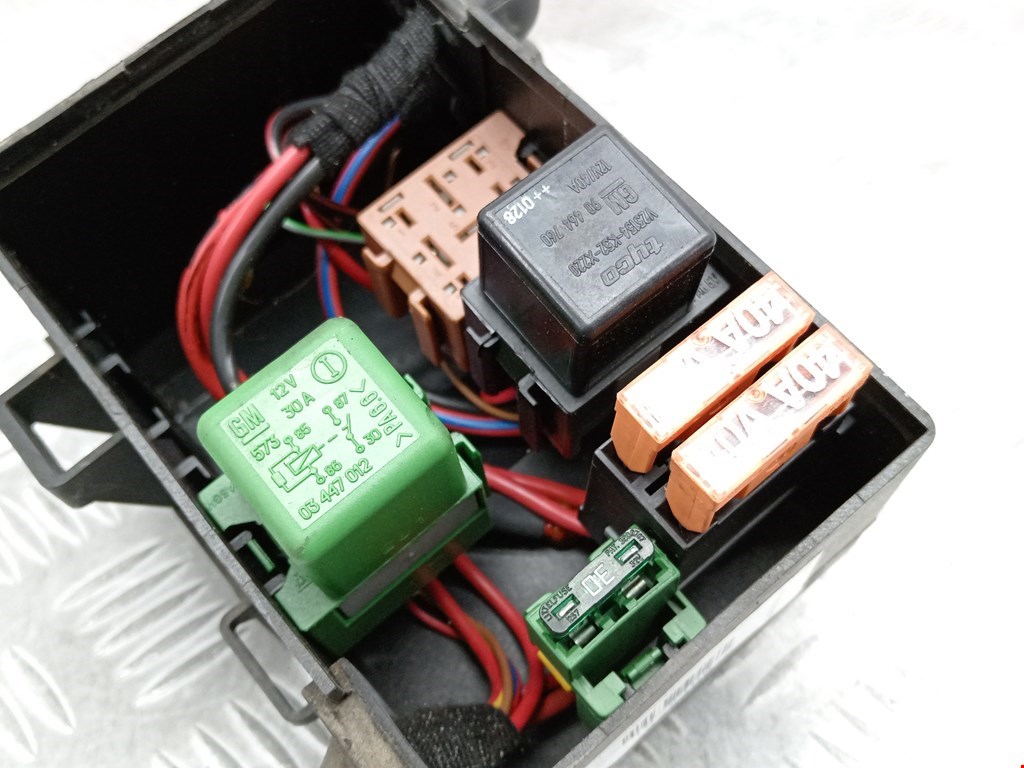 Блок реле OPEL Zafira A 1999-2005