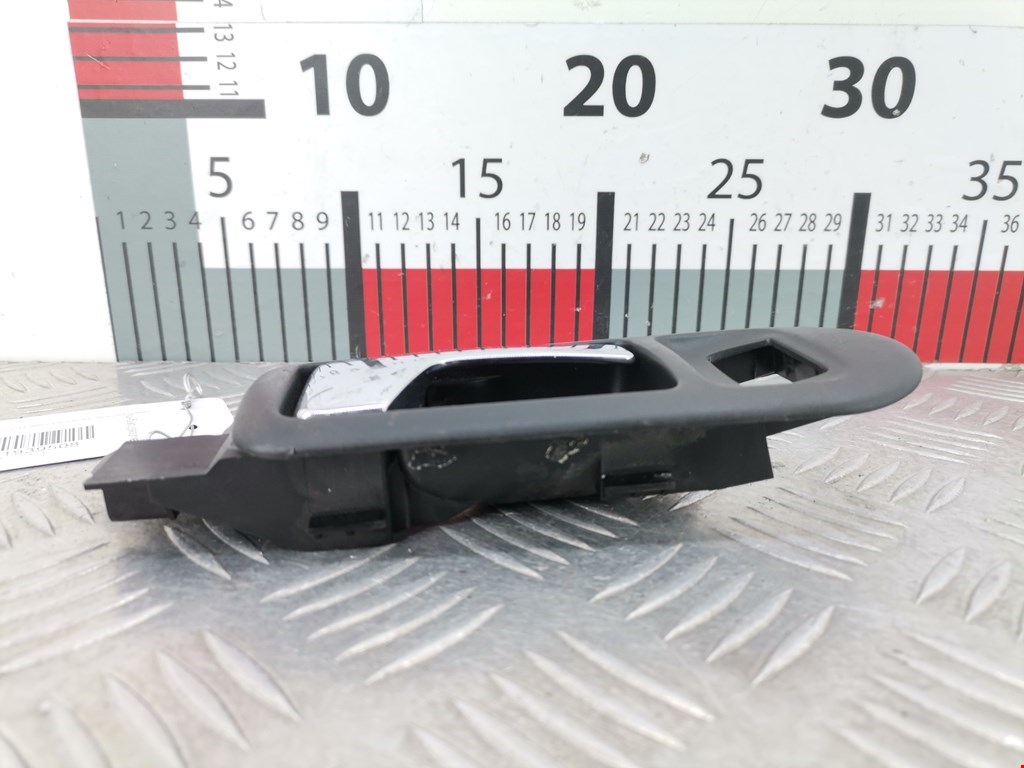 Ручка дверная передняя внутренняя правая VOLKSWAGEN Golf IV 1997-2003