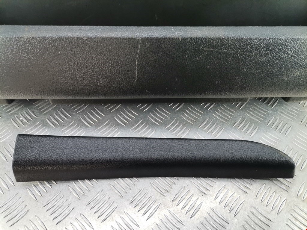 Обшивка двери задняя левая FORD F-150 2004-2008