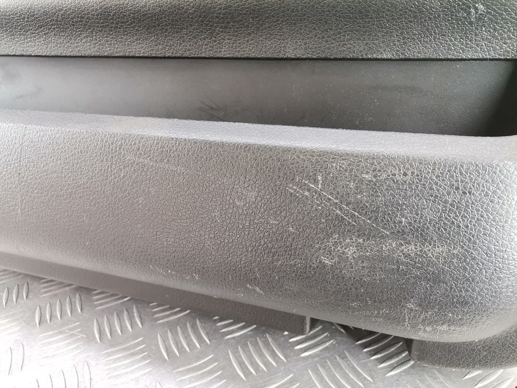 Обшивка двери задняя левая FORD F-150 2004-2008