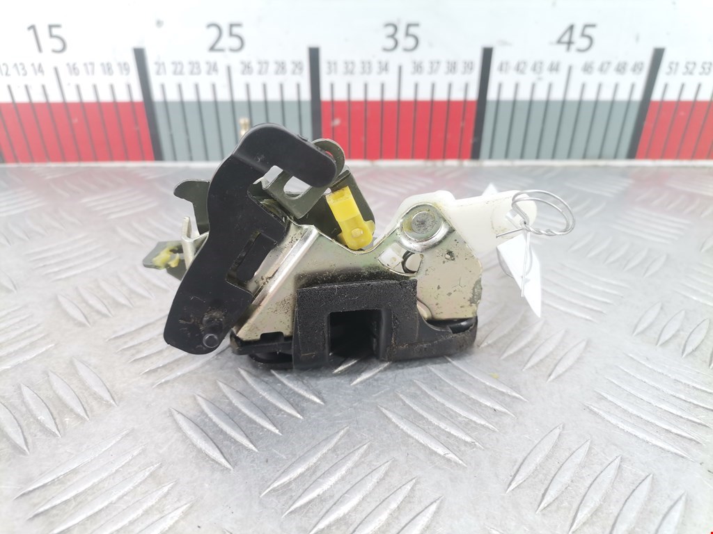 Замок двери задней правой KIA Magentis 2000-2006