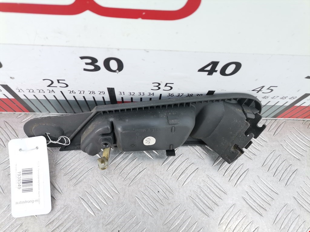 Ручка дверная задняя внутренняя правая MERCEDES-BENZ C-Class C-klasse W203 2000-2007