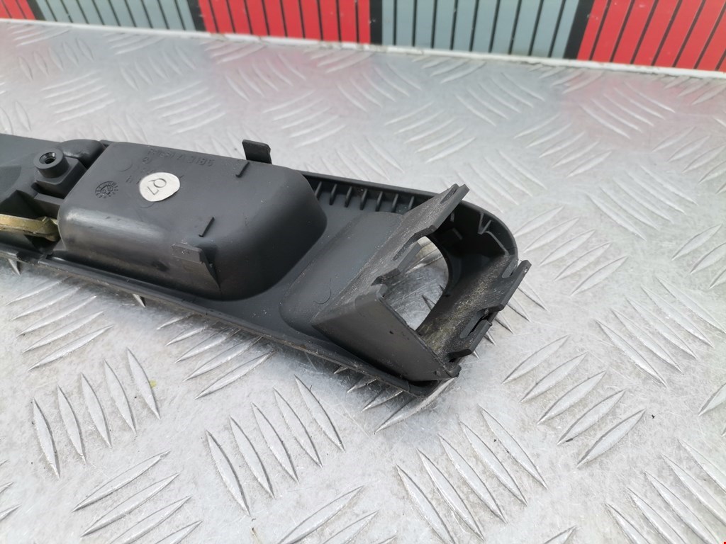 Ручка дверная задняя внутренняя правая MERCEDES-BENZ C-Class C-klasse W203 2000-2007