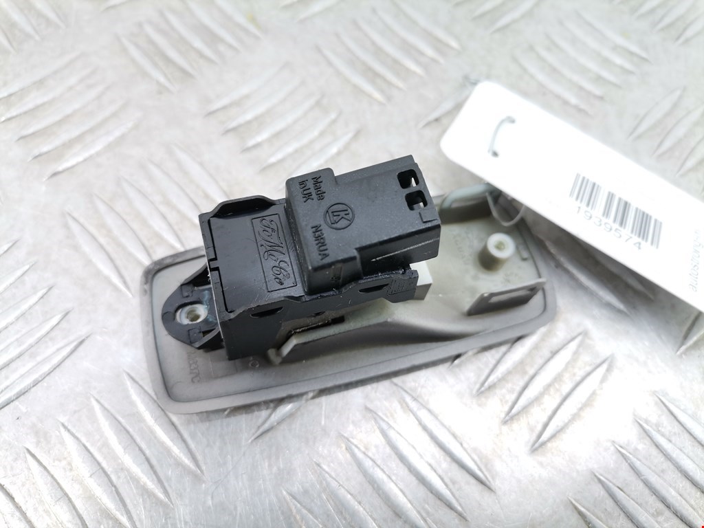 Кнопка стеклоподъемника JAGUAR XF X250 2007-2015