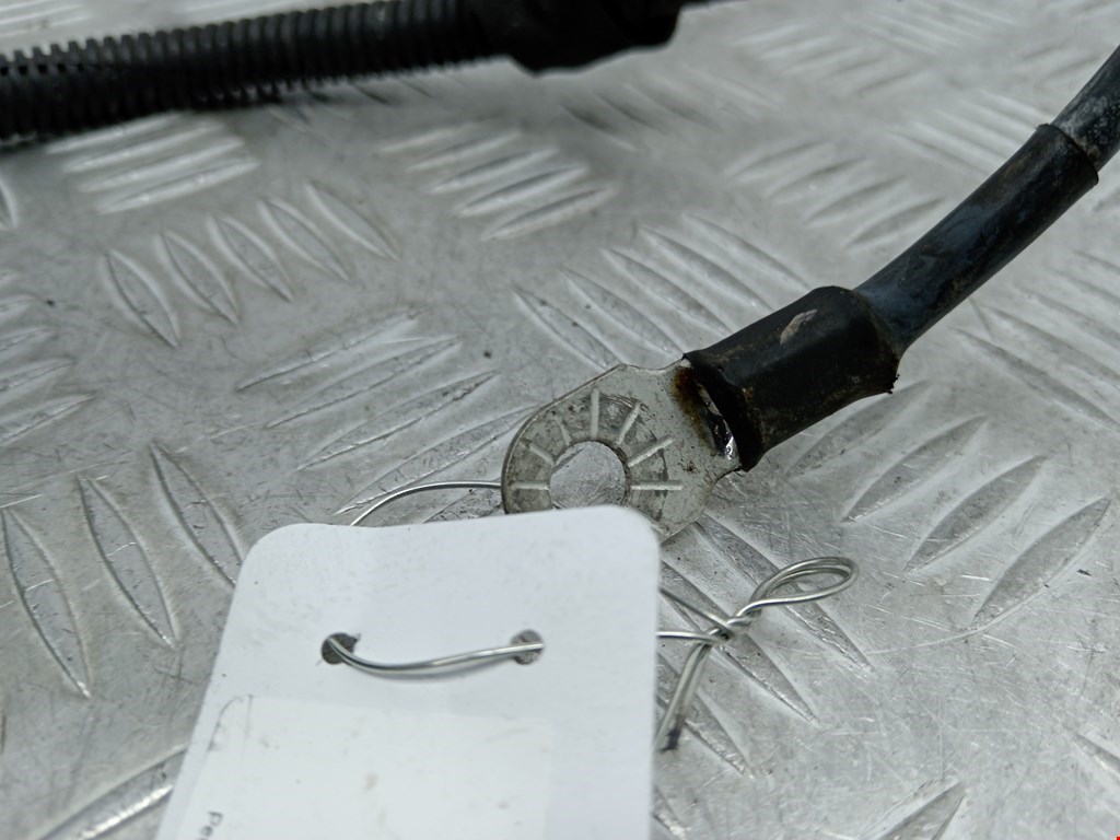 Клемма аккумулятора (плюс) + PEUGEOT 207 2006-2015