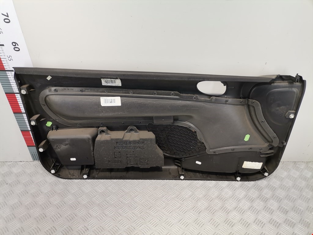 Обшивка двери передняя правая PEUGEOT 206 1998-2012
