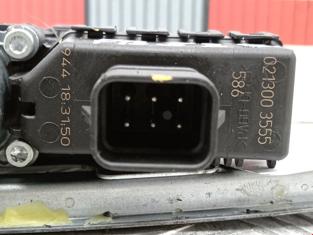 Стеклоподъемник задний левый OPEL Astra H/Family 2004-2015