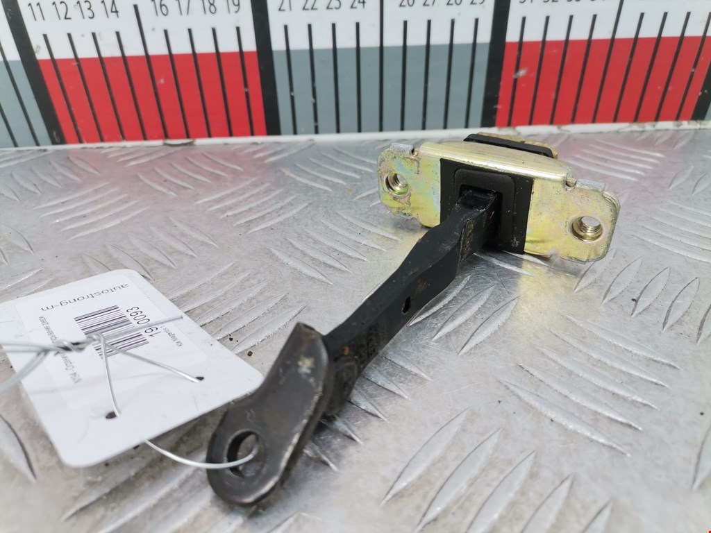 Ограничитель открывания двери KIA Magentis 2000-2006