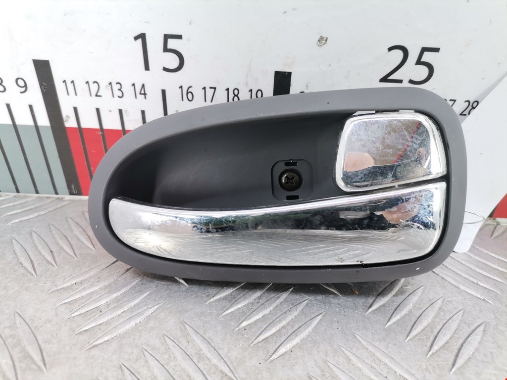 Ручка дверная передняя внутренняя левая KIA Magentis 2000-2006