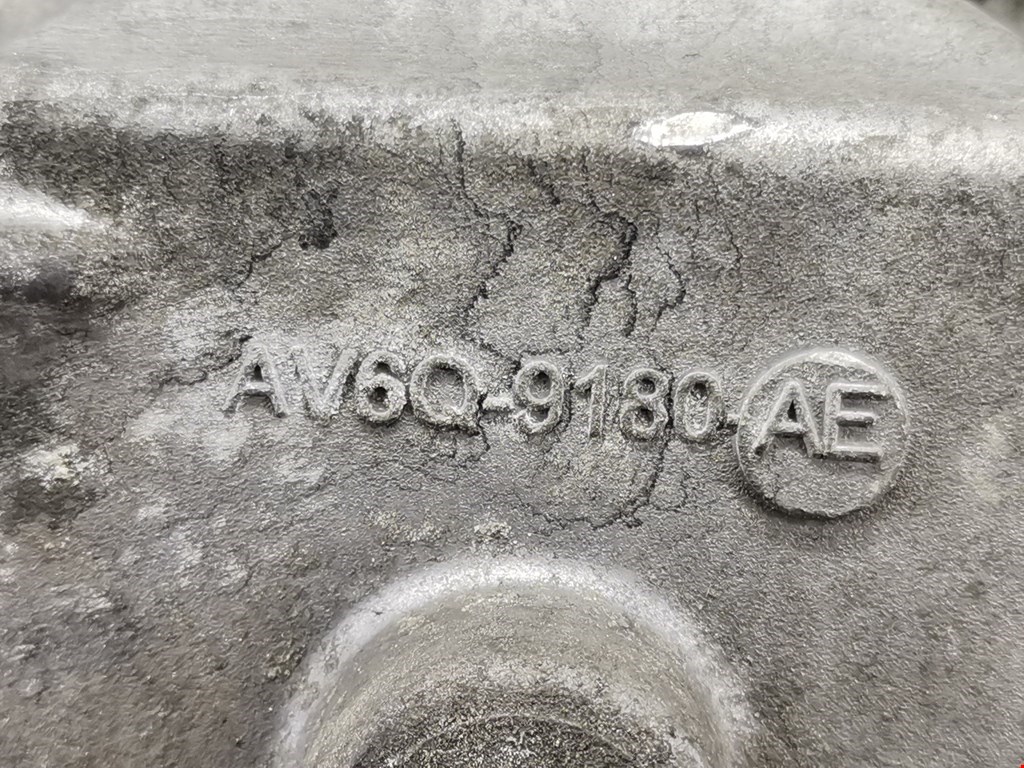 Кронштейн топливного фильтра FORD Fiesta 2008-2012