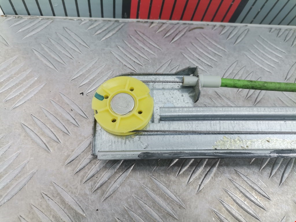 Стеклоподъемник задний правый CITROEN C8 2002-2014