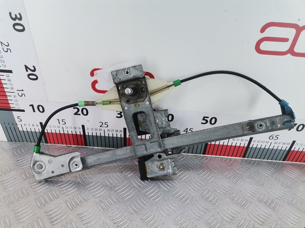 Стеклоподъемник задний левый VOLKSWAGEN Golf III 1991-1997