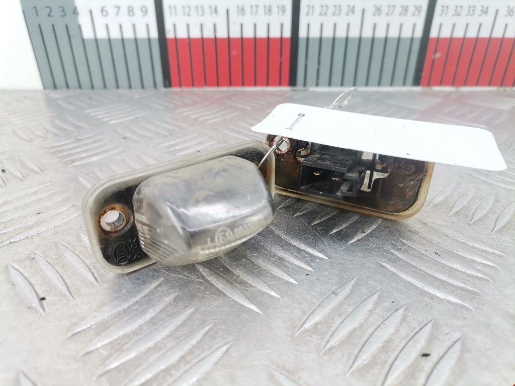 Фонарь подсветки номера SEAT Ibiza 1993-2002