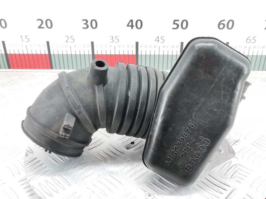 Патрубок MITSUBISHI Colt CJ 1995-2003