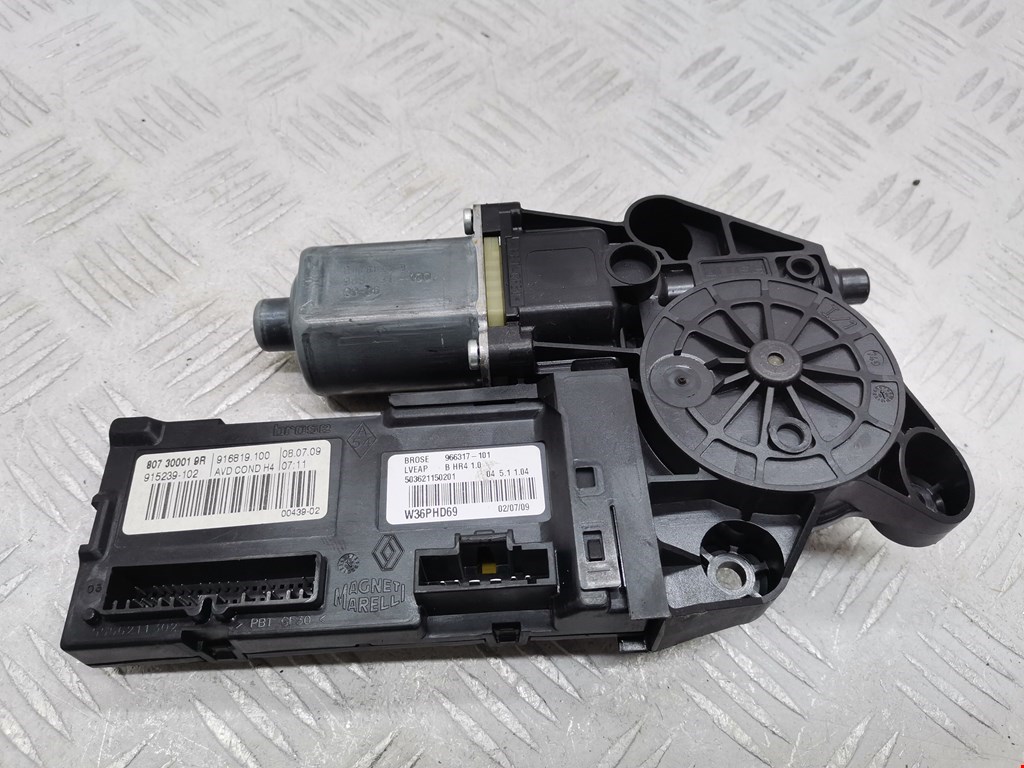 Стеклоподъемник передний правый RENAULT Megane III 2009-2016