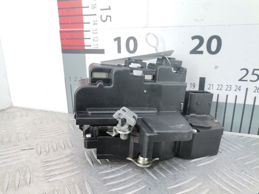 Замок двери передней левой OPEL Antara 2006-2015