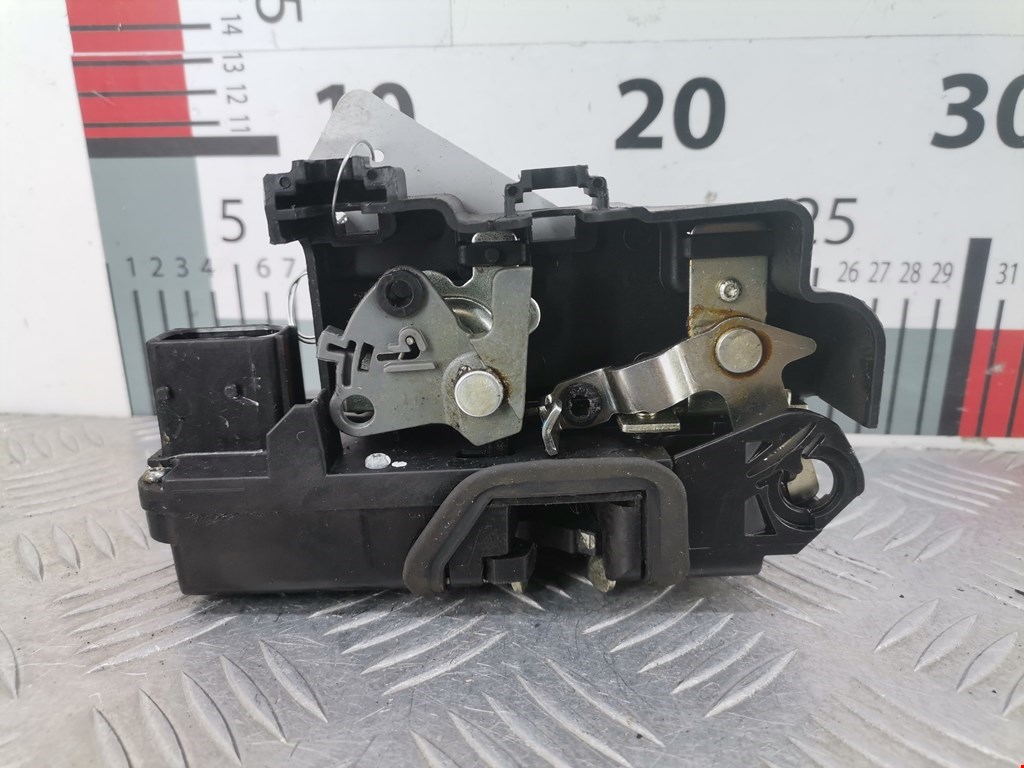 Замок двери передней левой OPEL Antara 2006-2015