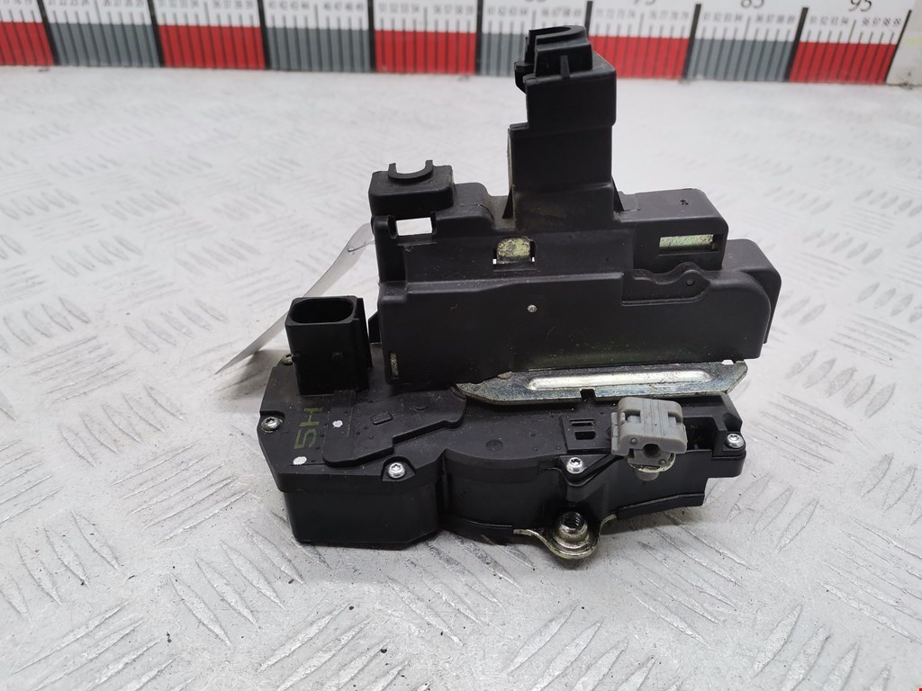 Замок двери задней правой OPEL Antara 2006-2015