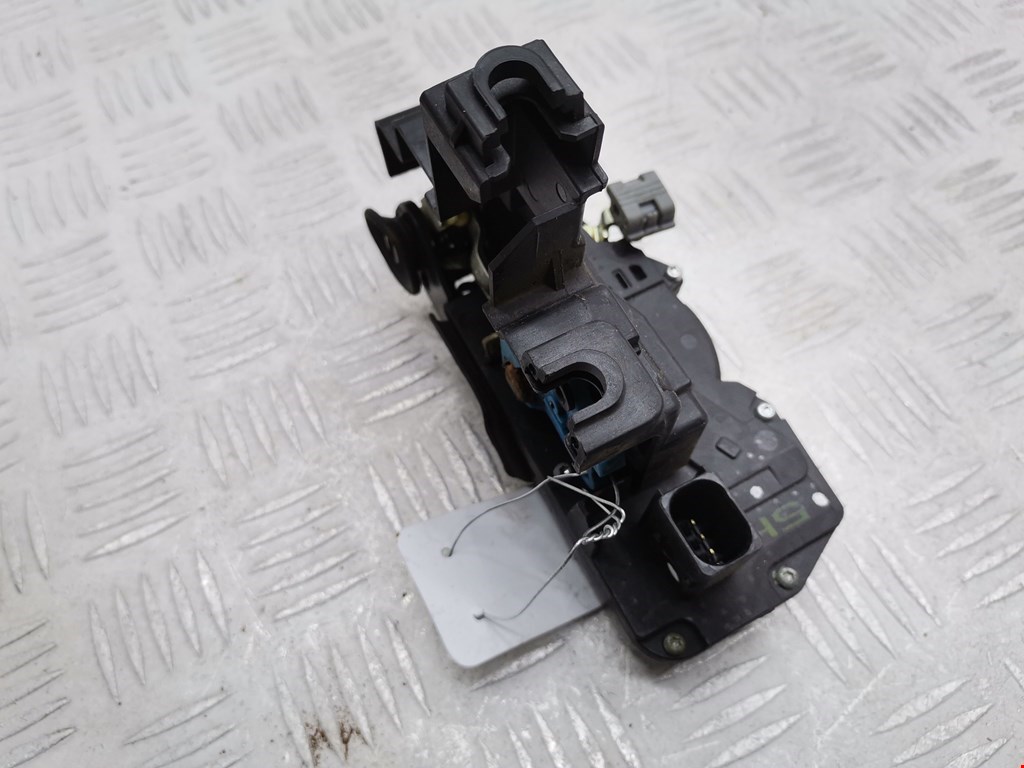 Замок двери задней правой OPEL Antara 2006-2015