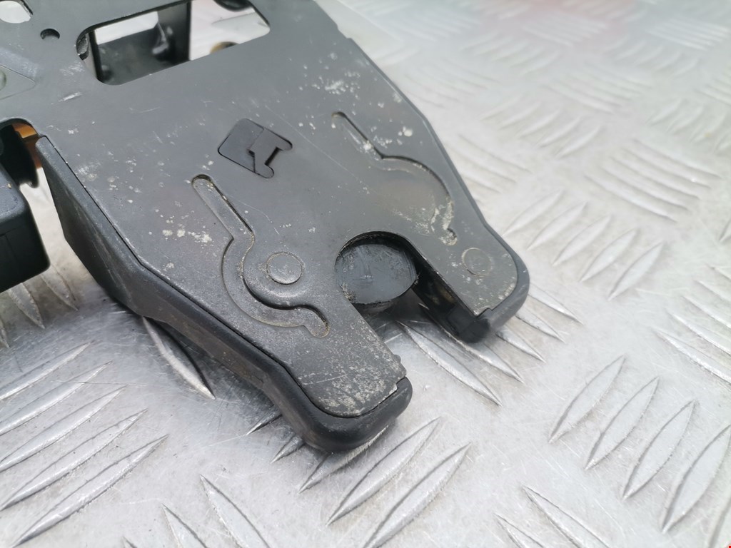 Замок багажника (крышки двери) BMW 5er 5 серия E39 1995-2004