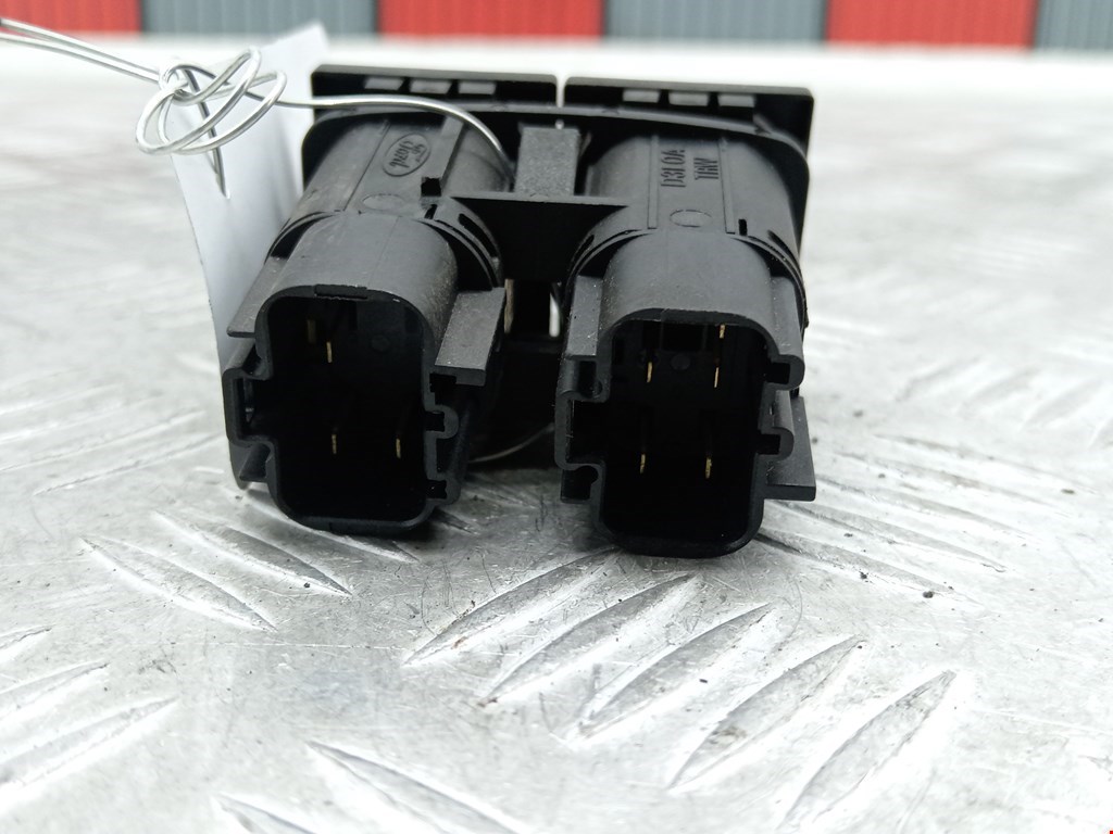 Кнопка аварийной сигнализации (аварийки) FORD Mondeo III 2000-2007