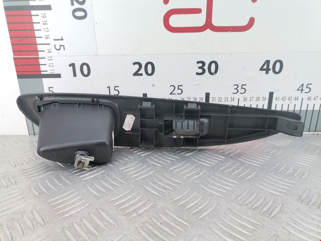 Ручка дверная передняя внутренняя правая NISSAN Primera P12 2002-2008