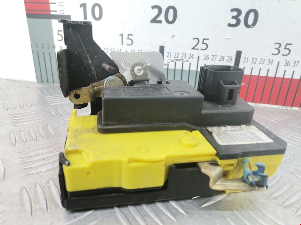 Замок двери передней левой VOLVO XC90 2002-2014