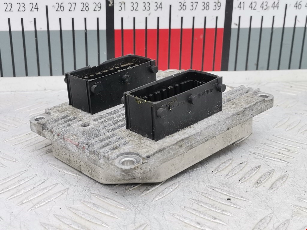 Блок управления двигателя (ЭБУ) FIAT Grande Punto 2005-2009