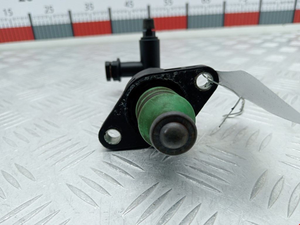 Цилиндр сцепления рабочий VOLKSWAGEN Polo IV 2001-2009