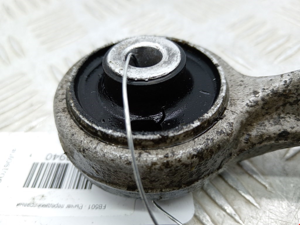 Рычаг передний правый AUDI A4 B6 2001-2005