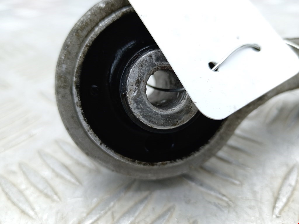 Рычаг передний правый AUDI A4 B6 2001-2005