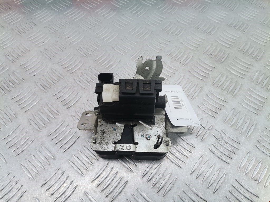 Замок багажника (крышки двери) SMART Forfour W454 2004-2006