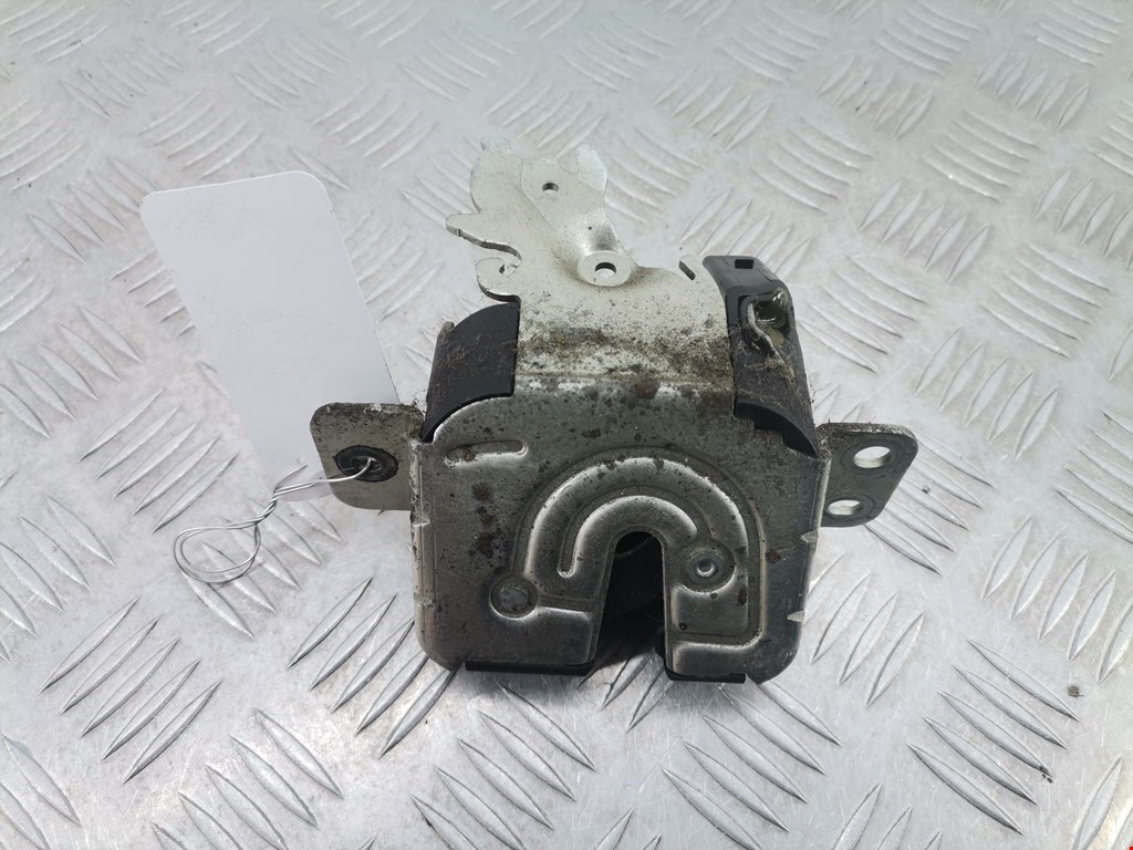 Замок багажника (крышки двери) SMART Forfour W454 2004-2006