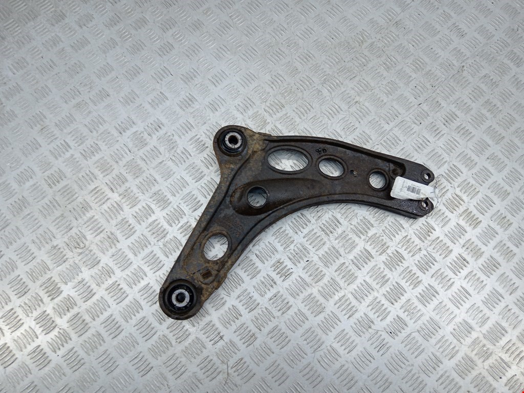 Рычаг передний левый OPEL Vivaro A 2001-2014