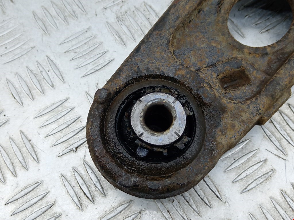 Рычаг передний левый OPEL Vivaro A 2001-2014