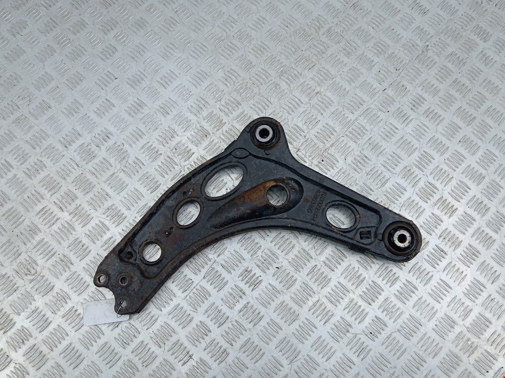 Рычаг передний правый OPEL Vivaro A 2001-2014