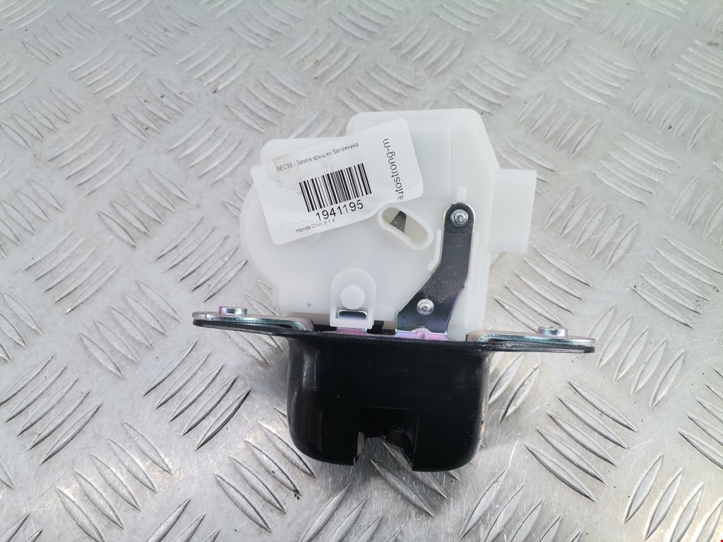 Замок багажника (крышки двери) HONDA Civic 4D 2011-2016