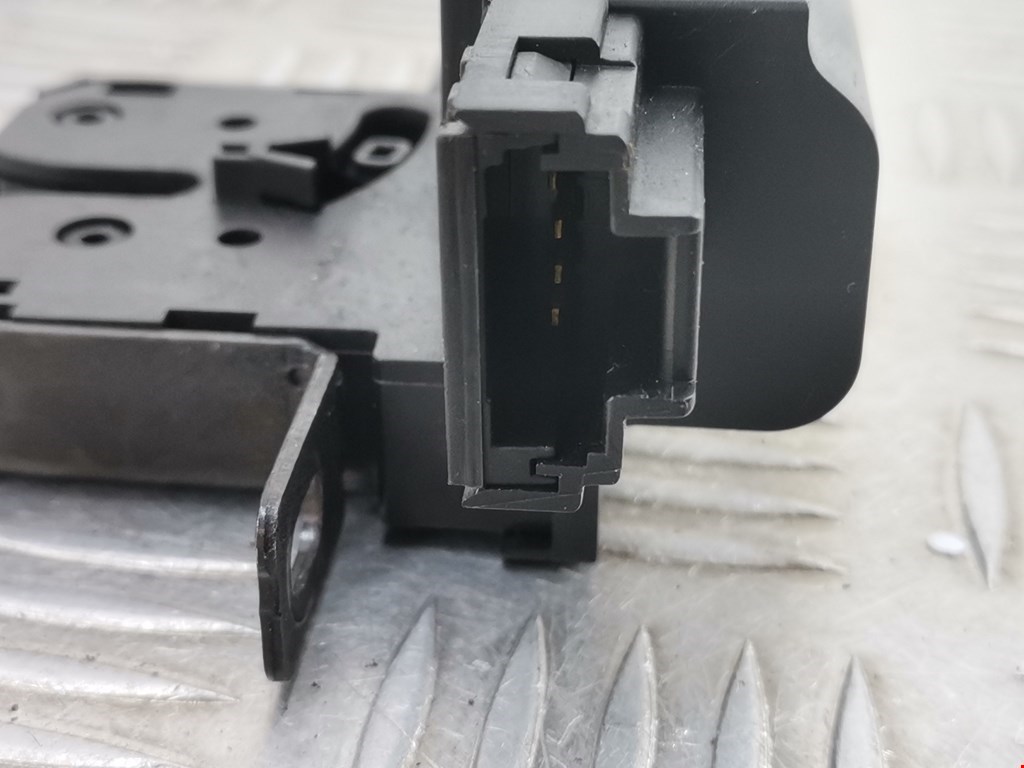 Замок багажника (крышки двери) PEUGEOT 407 2004-2010