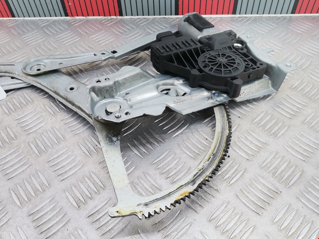 Стеклоподъемник передний правый OPEL Astra H/Family 2004-2015