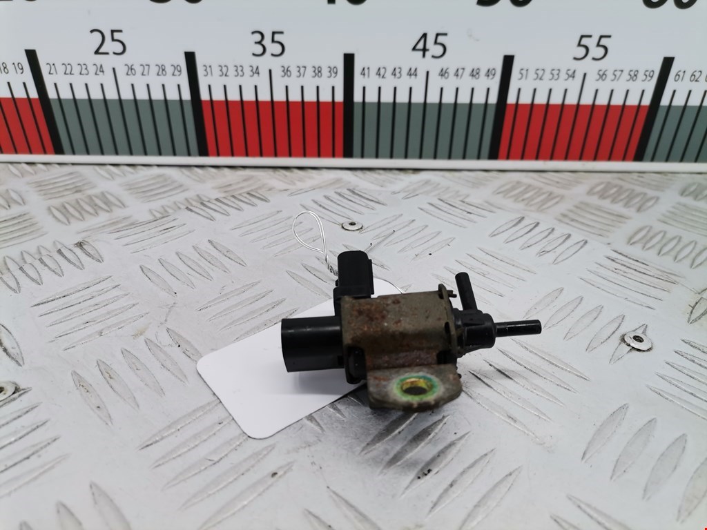 Клапан воздушного фильтра Ford Mondeo 3 (2000-2007)