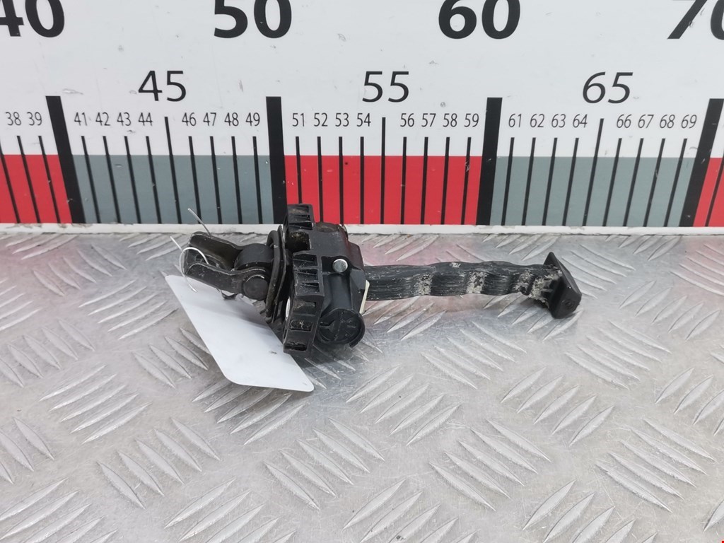 Ограничитель открывания двери SKODA Rapid 2012-2020