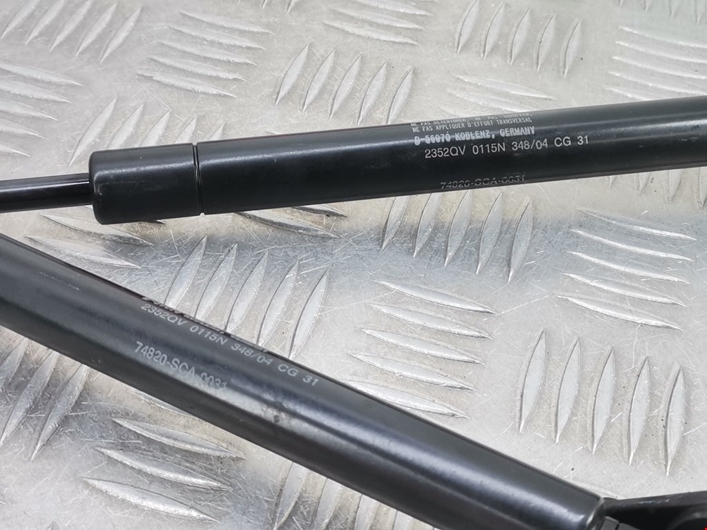 Амортизатор крышки (двери) багажника HONDA CR-V II 2002-2007