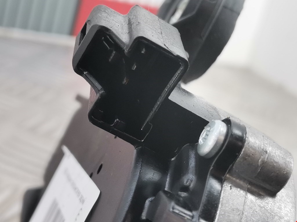 Моторчик стеклоочистителя задний FORD Kuga 2008-2012