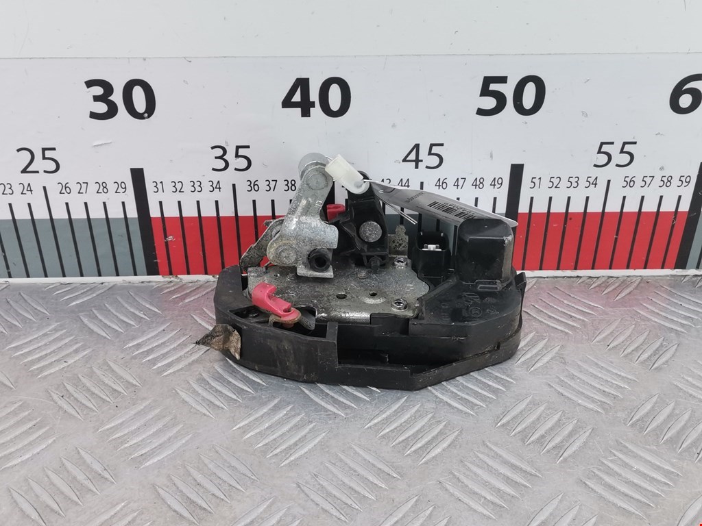 Замок двери передней левой JEEP Grand Cherokee WK 2004-2010