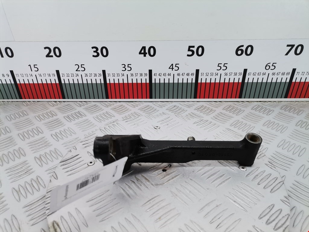 Кронштейн (крепление лапа) двигателя Toyota Avensis 2 (T250) (2003-2010)