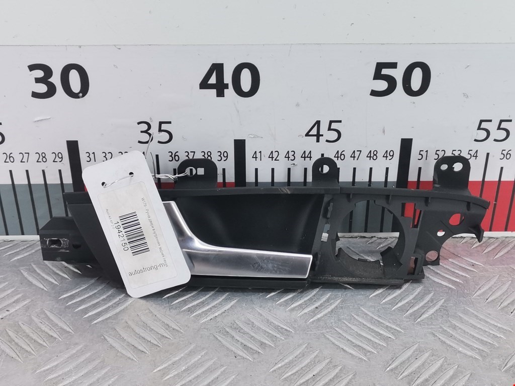 Ручка дверная задняя внутренняя левая AUDI A3 8P 2003-2013