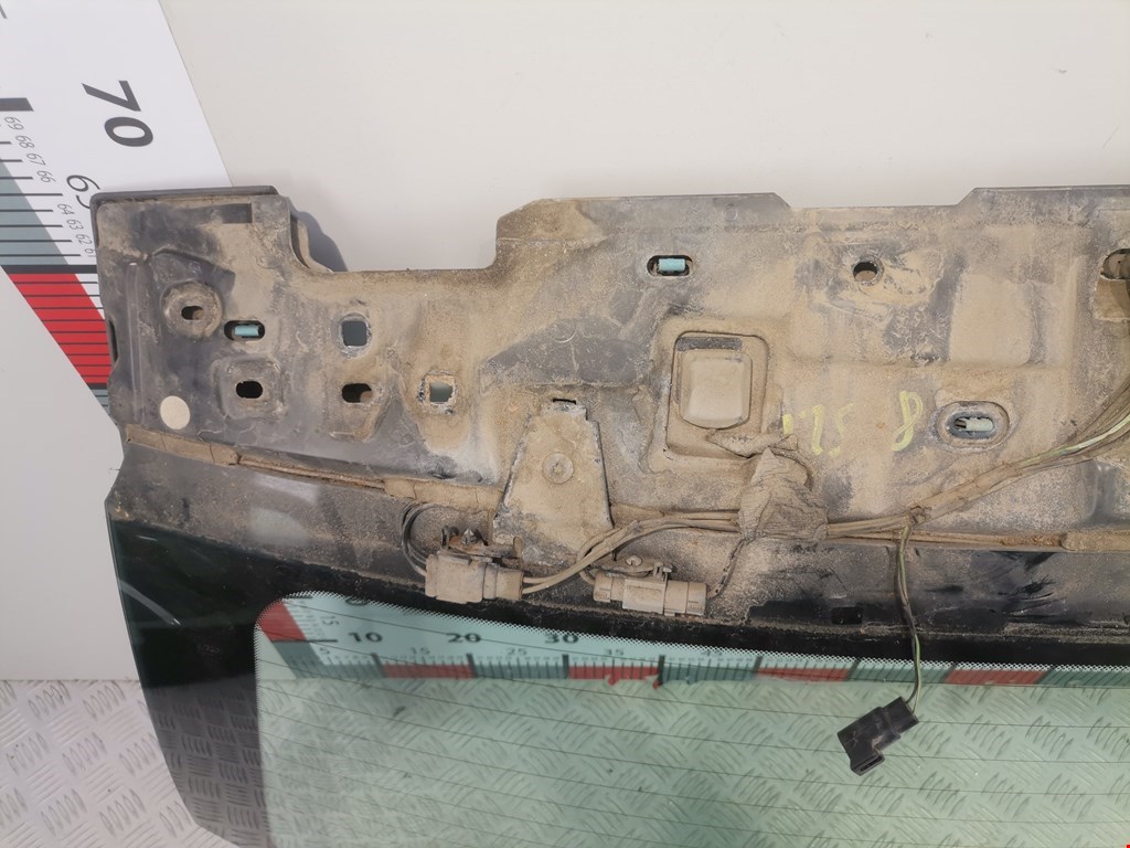 Стекло заднее JAGUAR X-Type 2001-2009