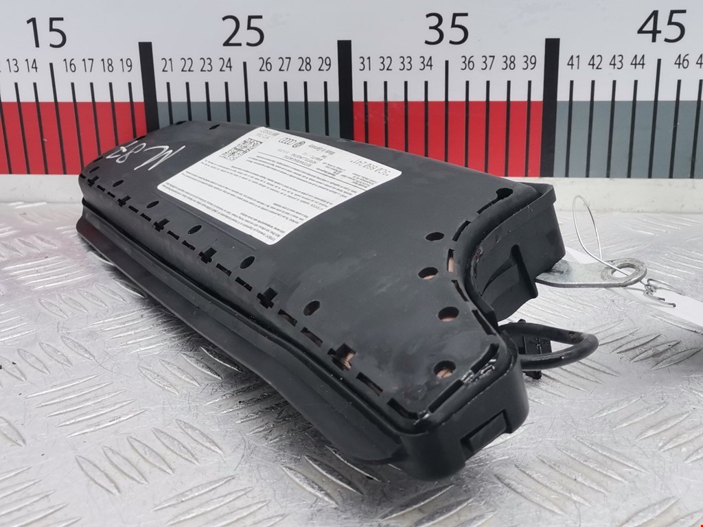 Подушка безопасности боковая (в сиденье) VOLKSWAGEN Passat B6 2005-2011