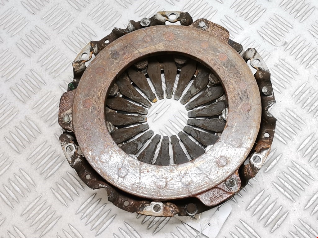 Маховик (демпфер сцепления) OPEL Corsa C 2000-2006